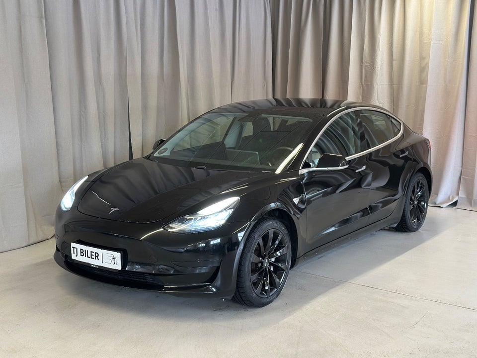Tesla Model 3 Standard Range+ RWD 4d