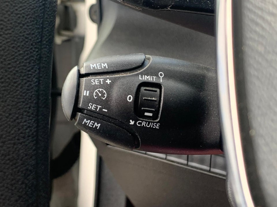 Peugeot Partner 1,5 BlueHDi 130 L1V1 Plus EAT8 Van