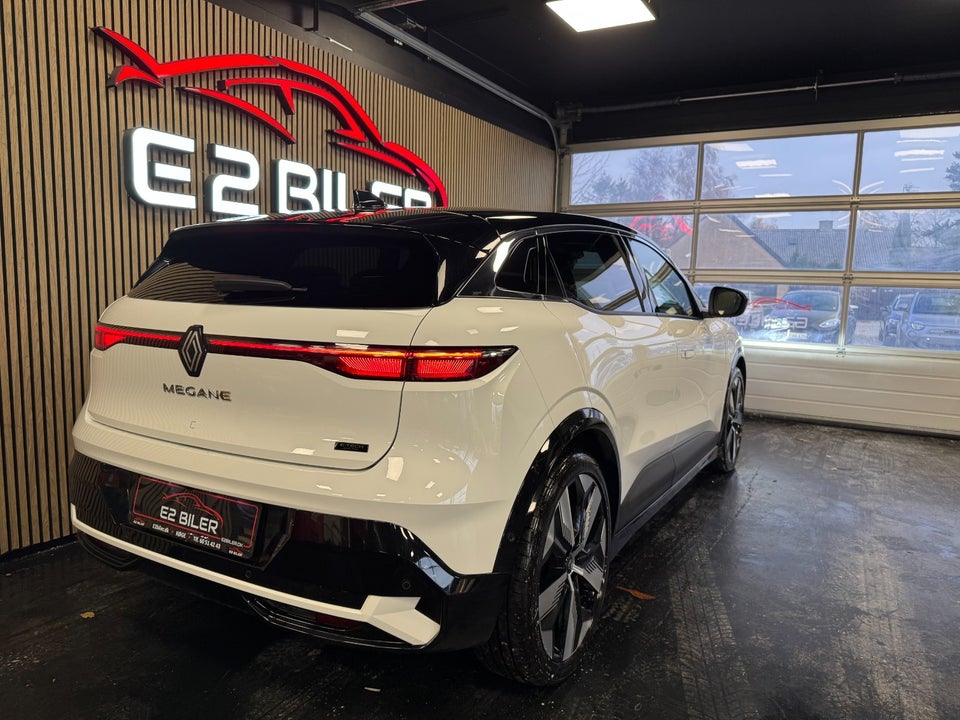 Renault Megane E-Tech 60 Techno 5d