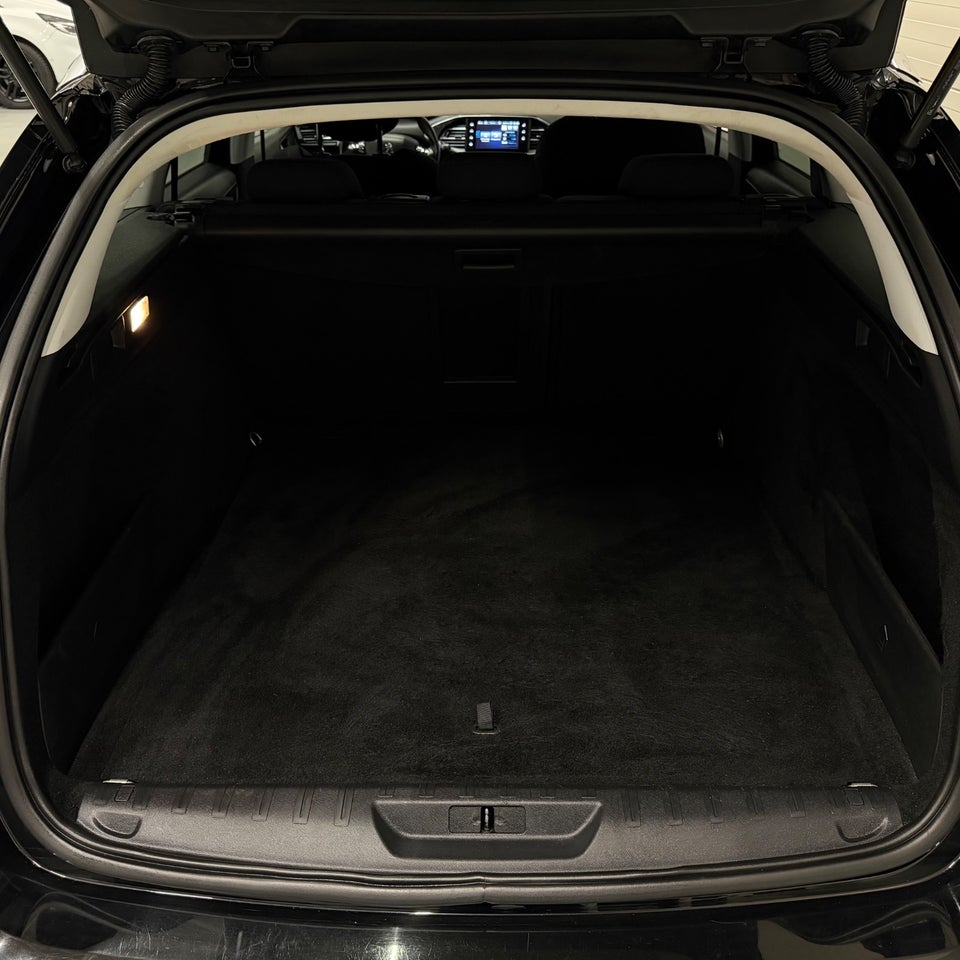 Peugeot 308 1,6 BlueHDi 120 Allure SW 5d