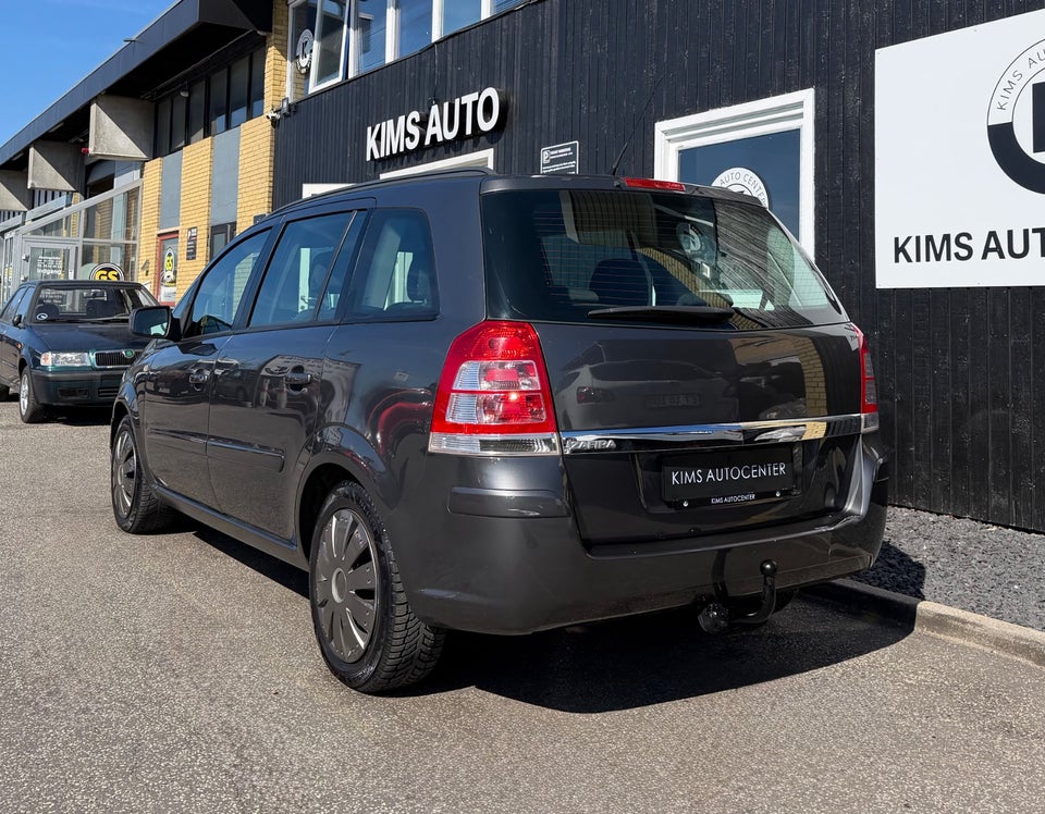 Opel Zafira 1,6 16V Classic 5d