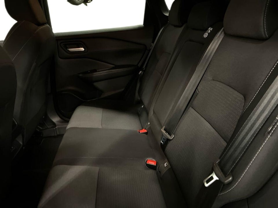 Nissan Qashqai 1,3 mHEV N-Connecta X-tr. 5d