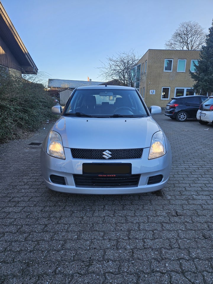 Suzuki Swift 1,5 GL-A 5d