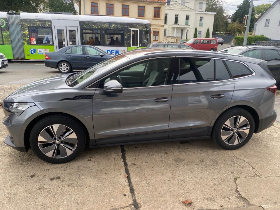 Skoda Enyaq 80 iV Loft 5d