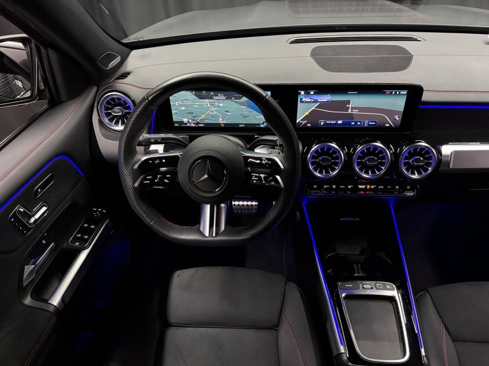 Mercedes EQB300 AMG Line 4Matic 7prs 5d