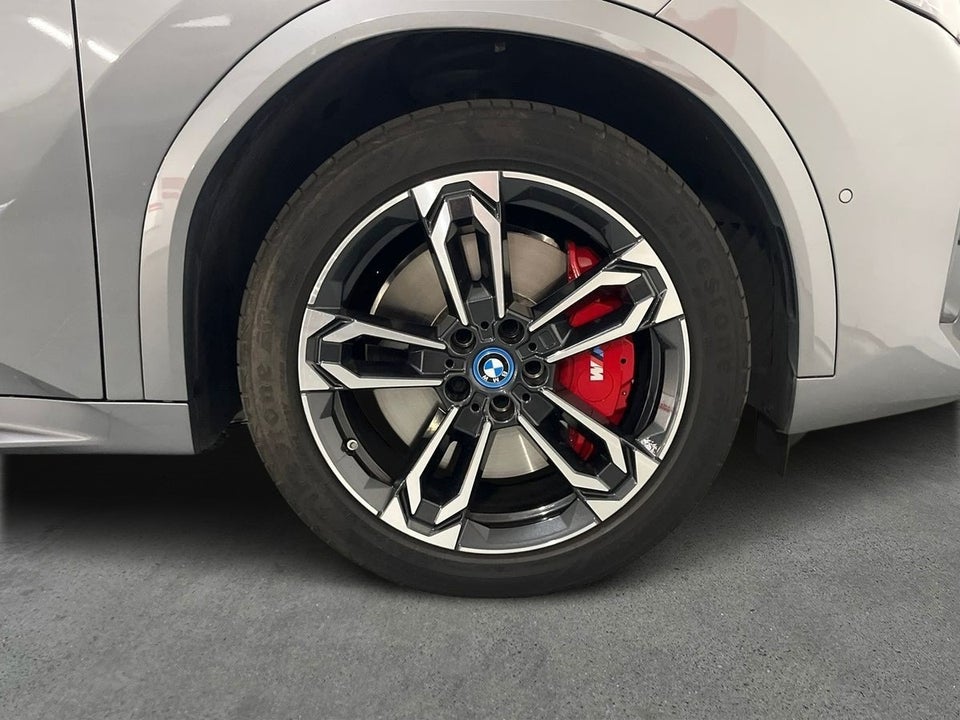 BMW iX2 eDrive20 M-Sport Pro 5d