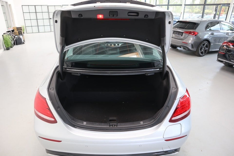 Mercedes E300 de 2,0 Avantgarde aut. 4d