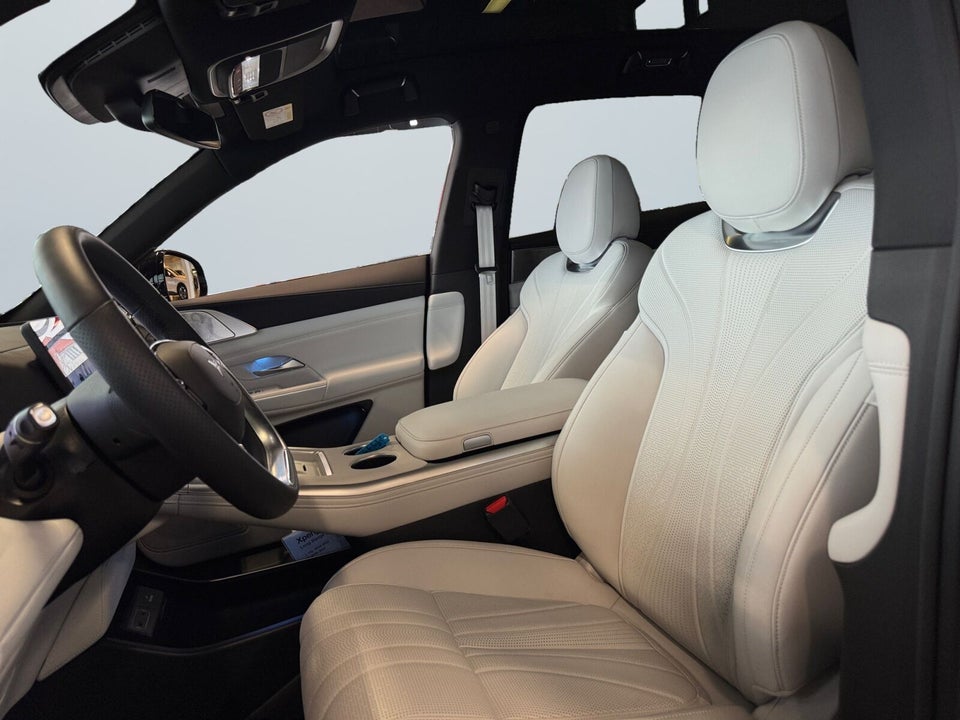 Xpeng G9 Long Range 5d