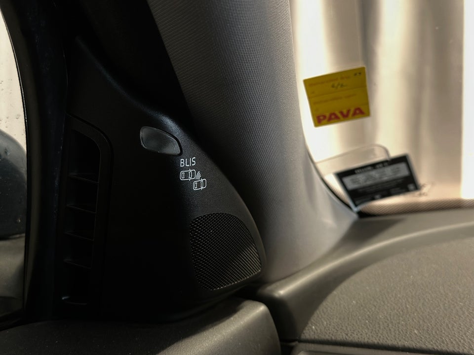 Volvo V50 1,6 D Momentum 5d