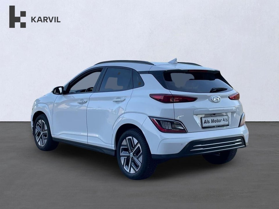 Hyundai Kona 64 EV Essential 5d