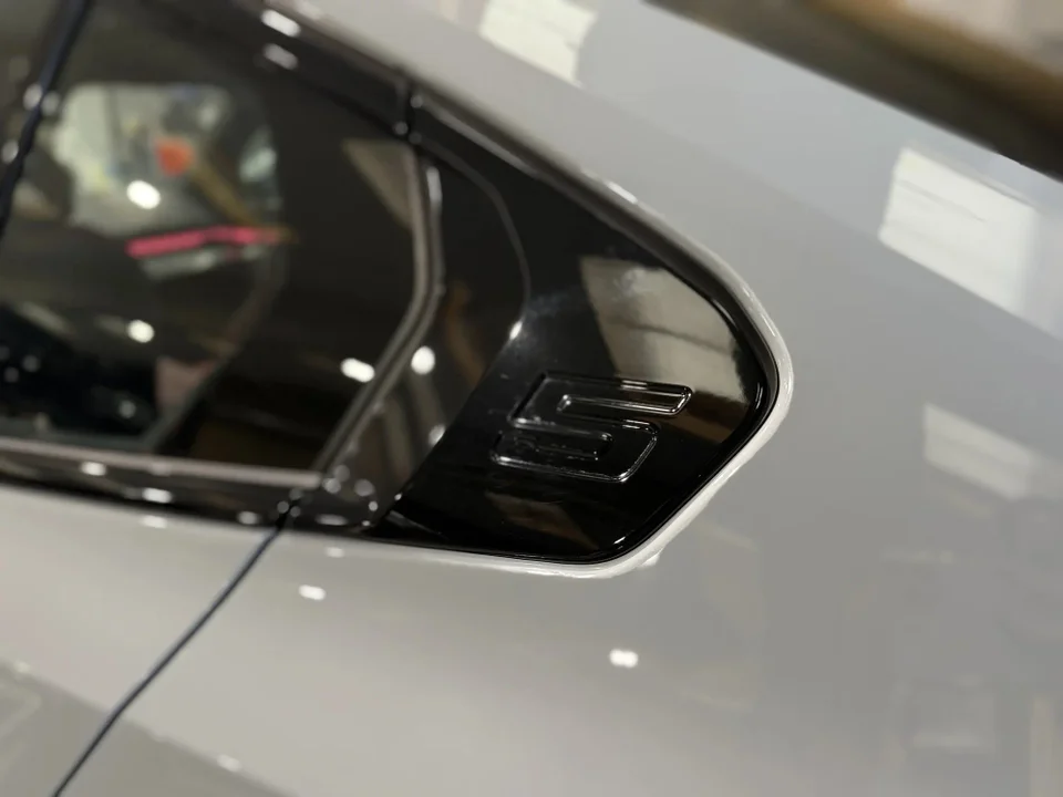 BMW i5 eDrive40 M-Sport 4d