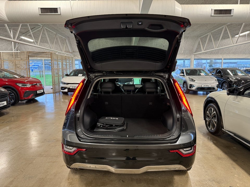 Kia Niro 64 EV Upgrade 5d
