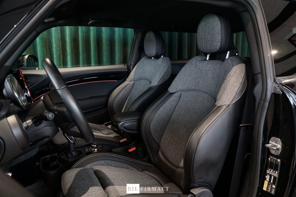 MINI Cooper SE Classic Trim 3d