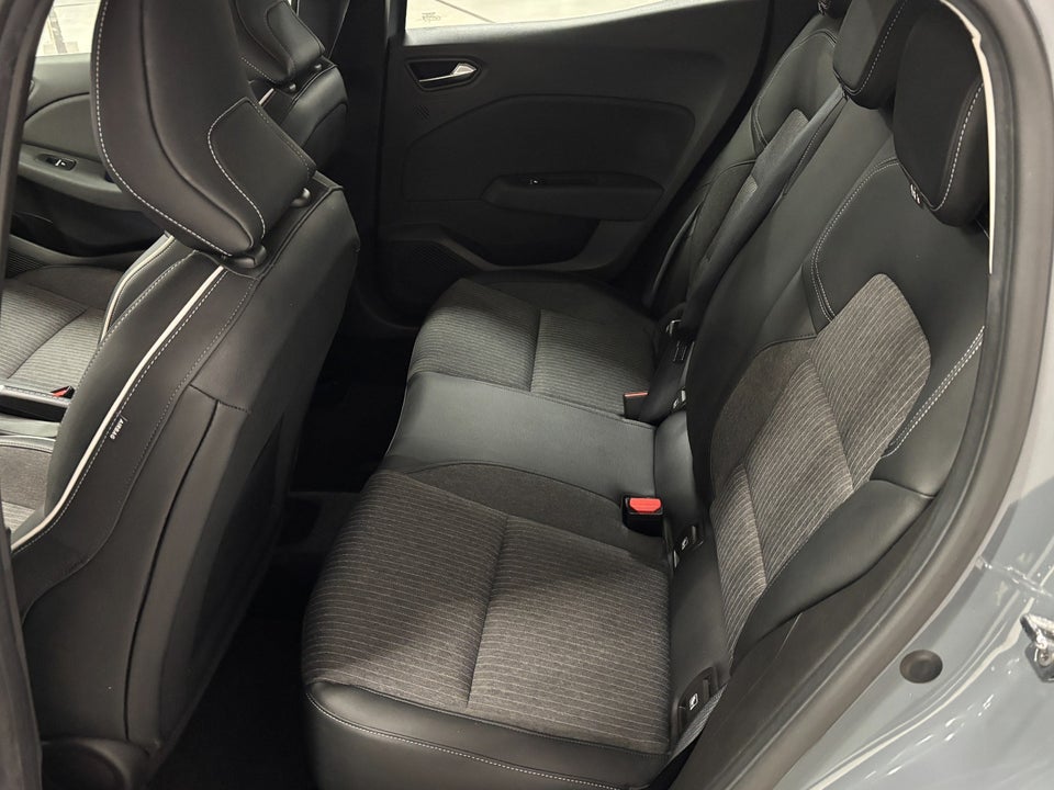 Renault Clio V 1,3 TCe 130 Intens EDC 5d