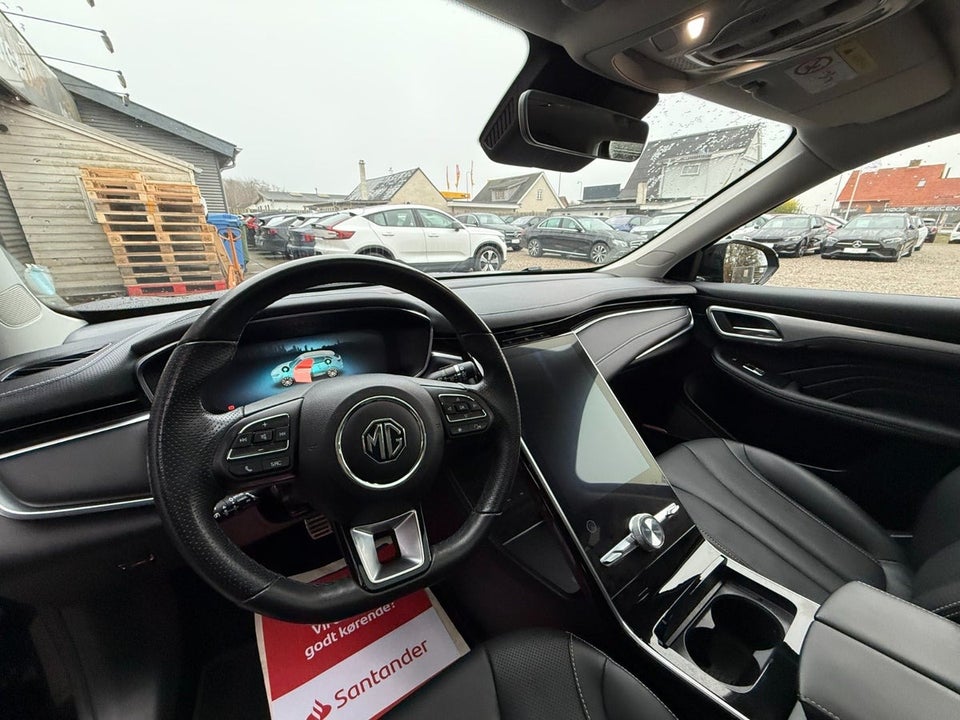 MG Marvel R Luxury 5d