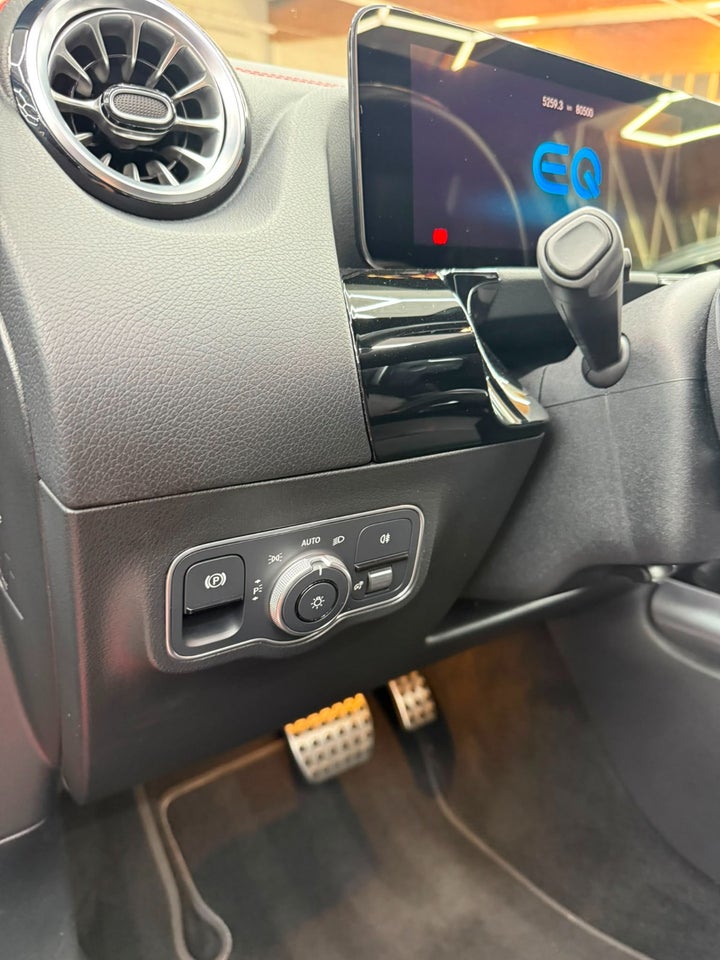 Mercedes EQA250 AMG Line 5d