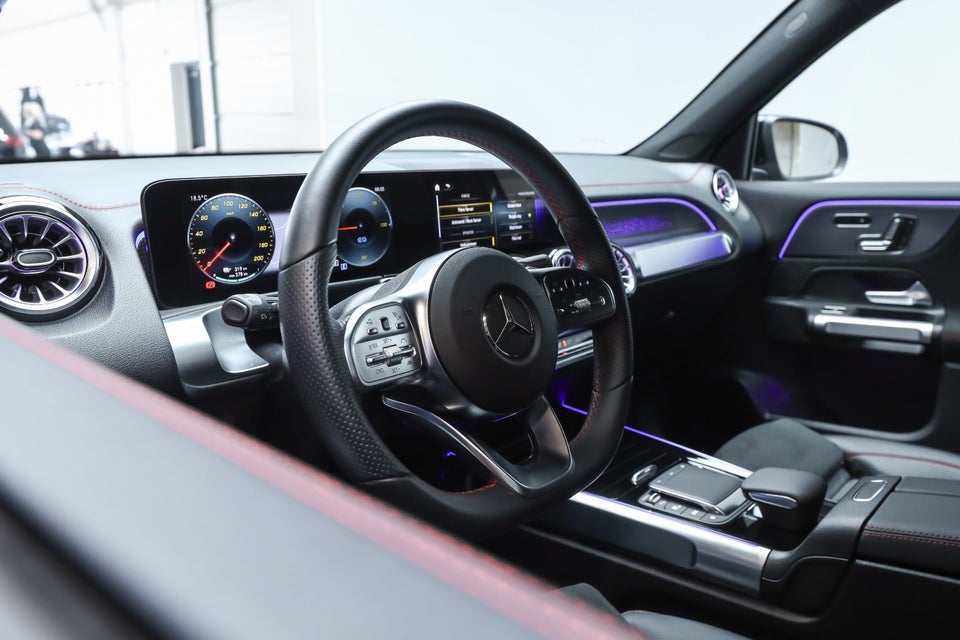 Mercedes EQB300 AMG Line 4Matic 5d