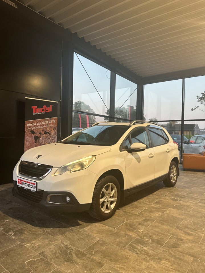 Peugeot 2008 1,2 VTi 82 Active 5d