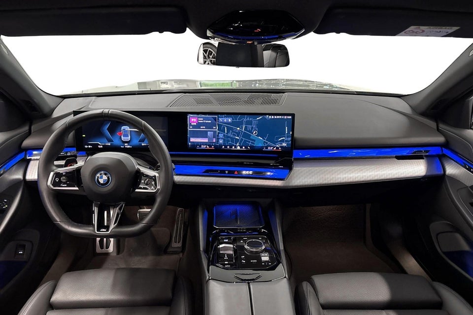 BMW i5 eDrive40 M-Sport 4d