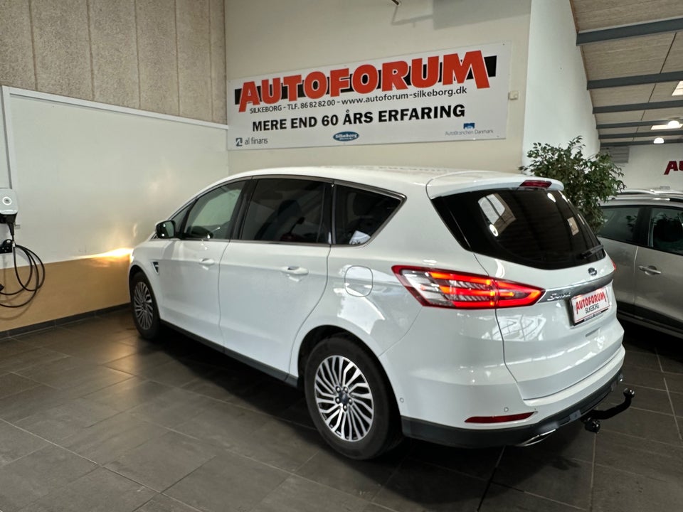 Ford S-MAX 2,0 TDCi 180 Titanium aut. 7prs 5d