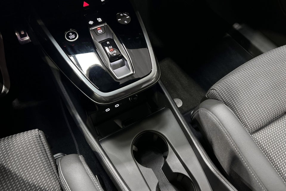 Audi Q4 e-tron 45 Progress 5d