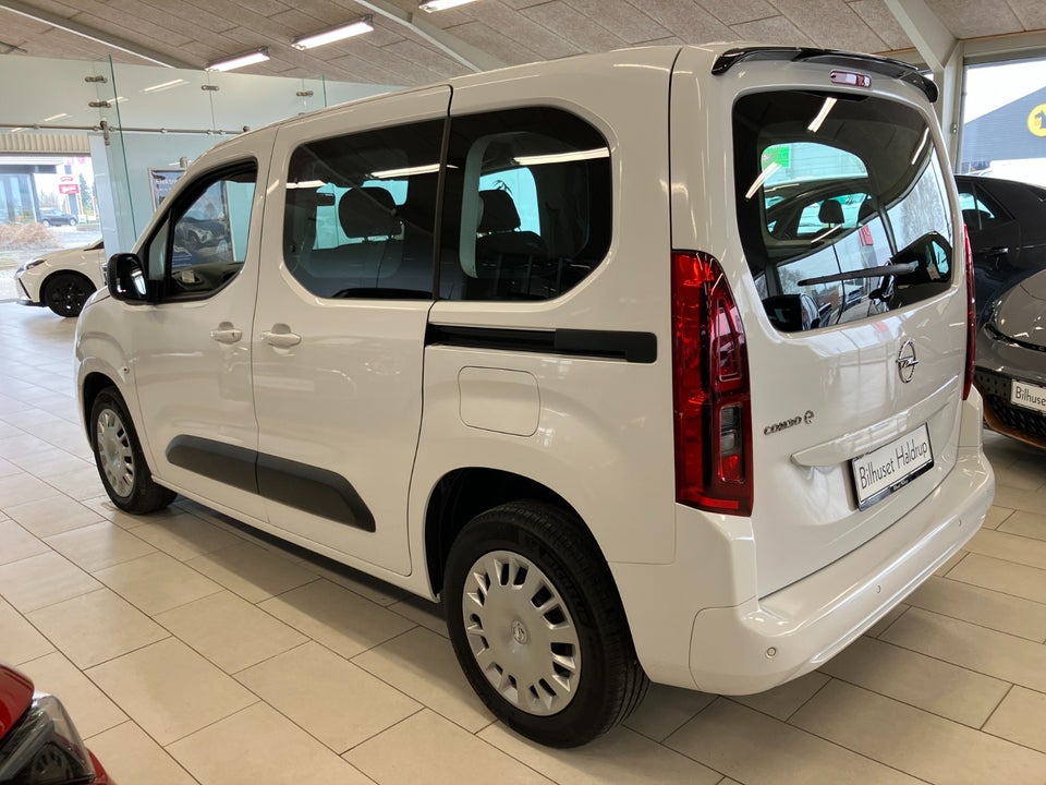 Opel Combo-e Life 50 Ultimate L1 5d