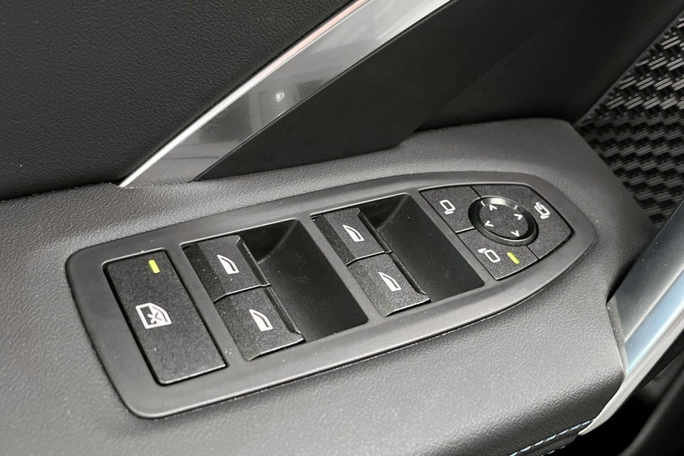 BMW iX1 eDrive20 M-Sport 5d