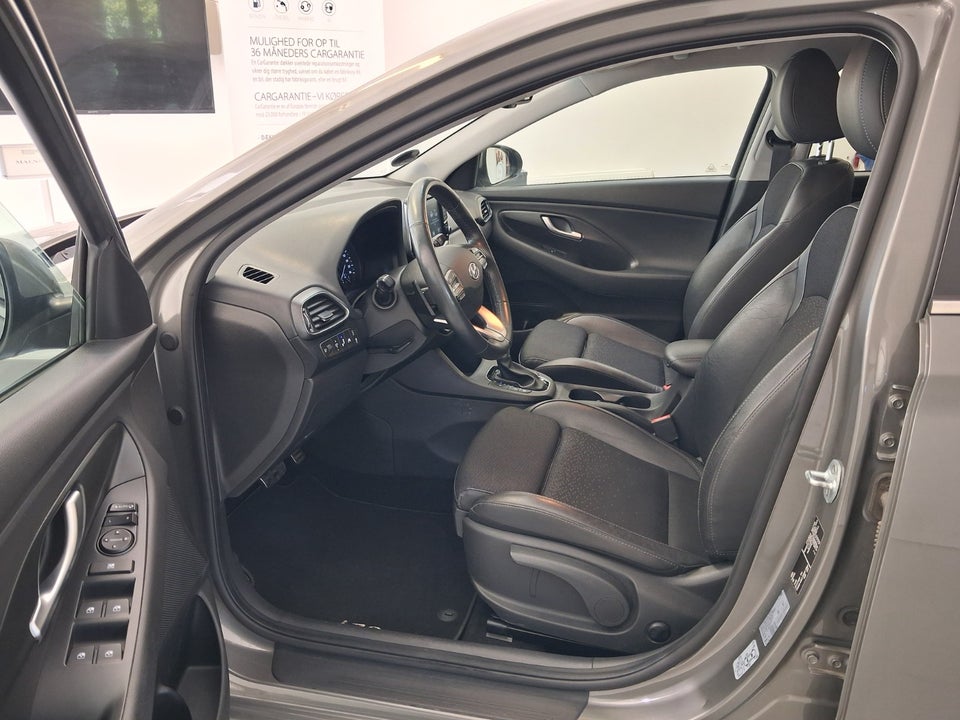 Hyundai i30 1,4 T-GDi Premium stc. DCT 5d