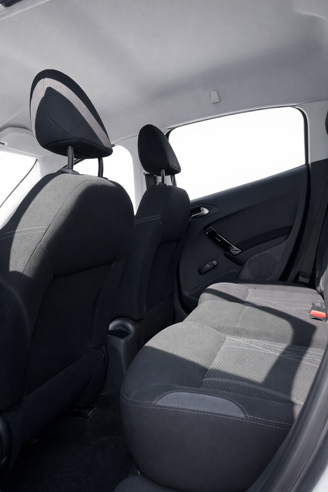 Peugeot 208 1,6 e-HDi 92 Active 5d