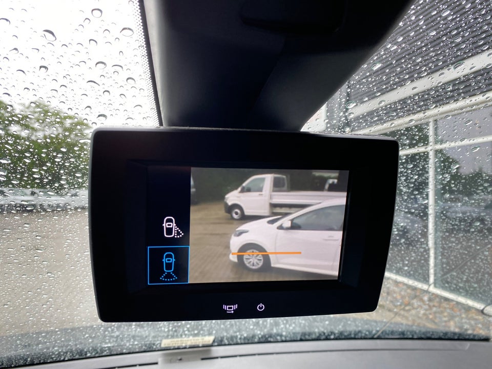 Peugeot Partner 1,5 BlueHDi 130 L2V2 Plus EAT8 Van