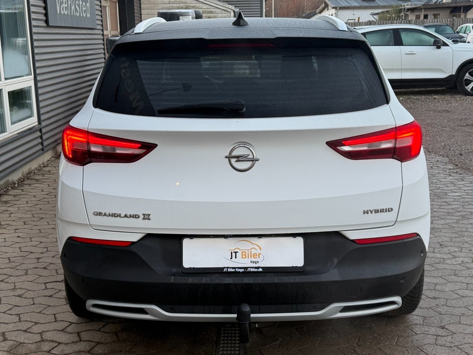 Opel Grandland X 1,6 Hybrid Ultimate aut. 5d