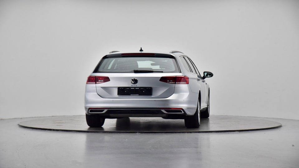 VW Passat 1,4 GTE High Variant DSG 5d