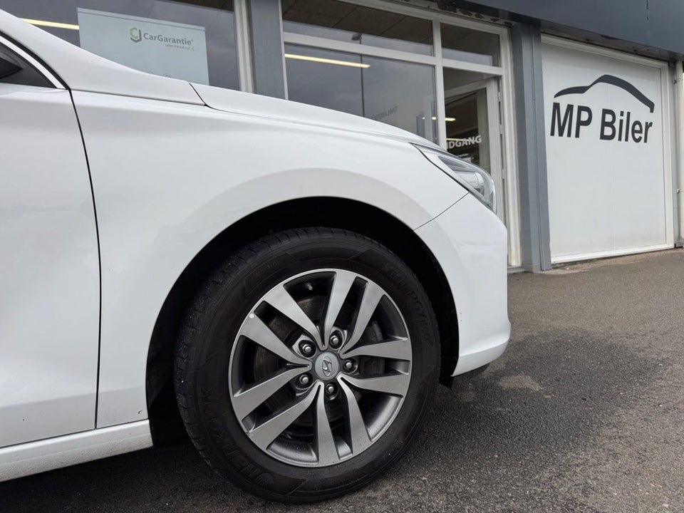 Hyundai i30 1,0 T-GDi Premium 5d