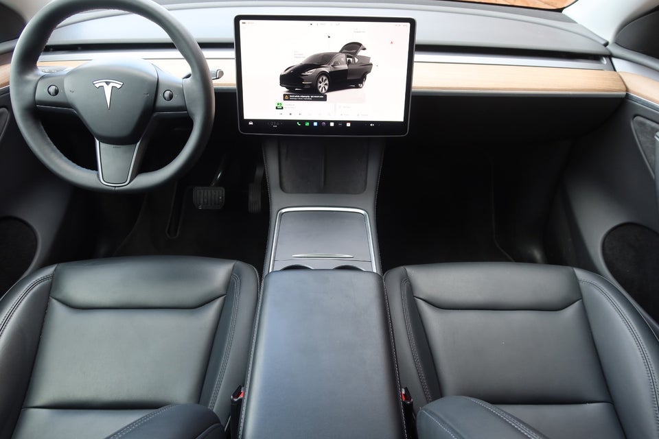 Tesla Model Y Long Range AWD 5d