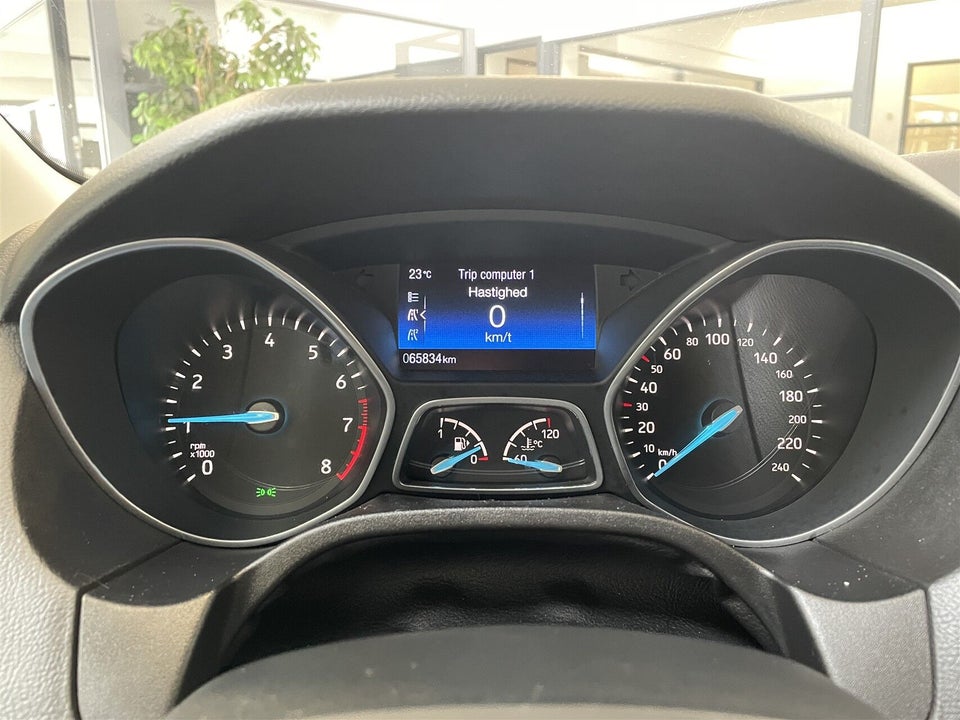 Ford Focus 1,0 SCTi 125 Titanium Fun stc. 5d