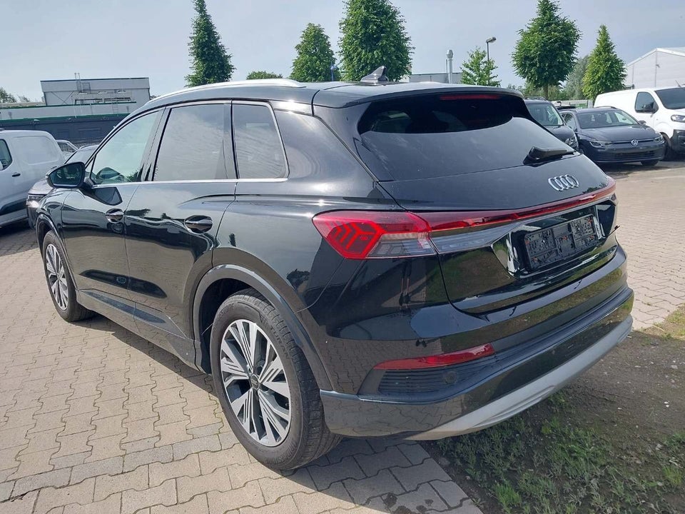 Audi Q4 e-tron 40 Advanced 5d
