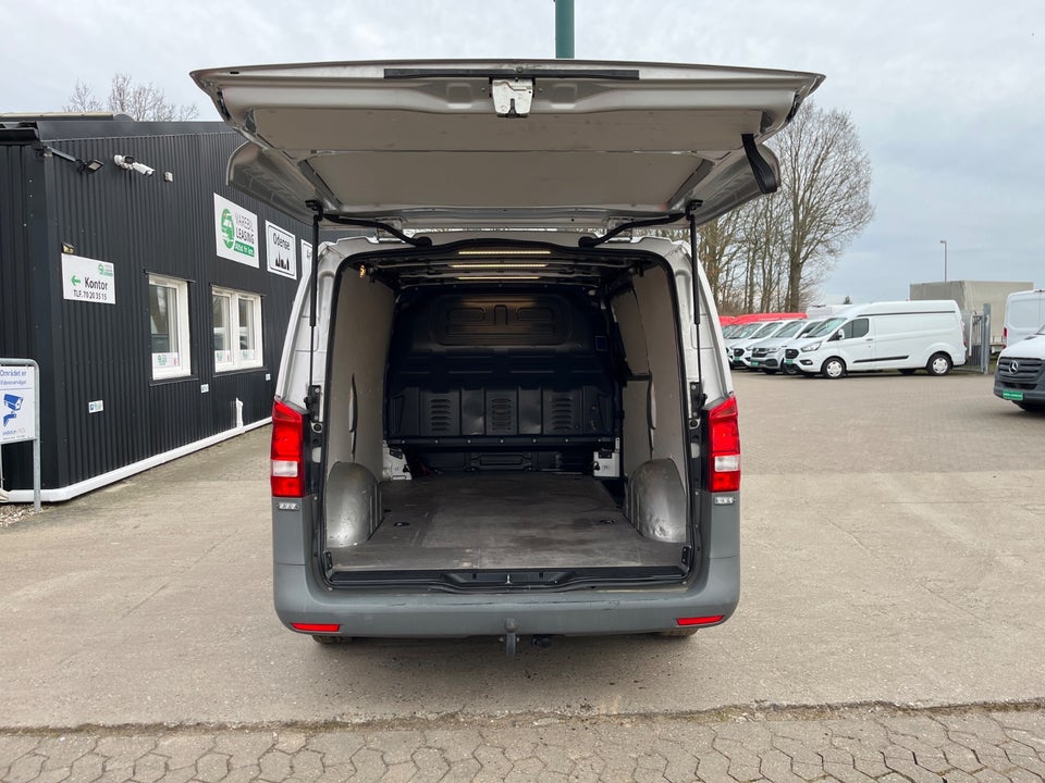 Mercedes Vito 114 2,0 CDi Kassevogn aut. L RWD