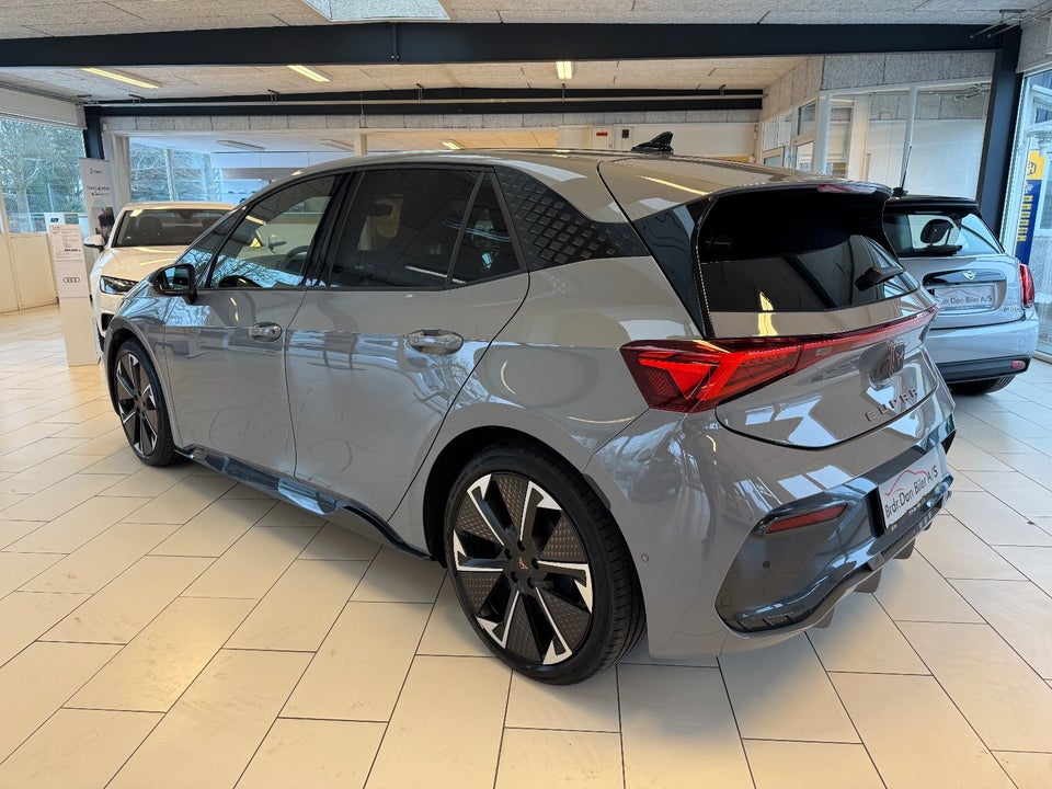 Cupra Born 77 Pasión 5d