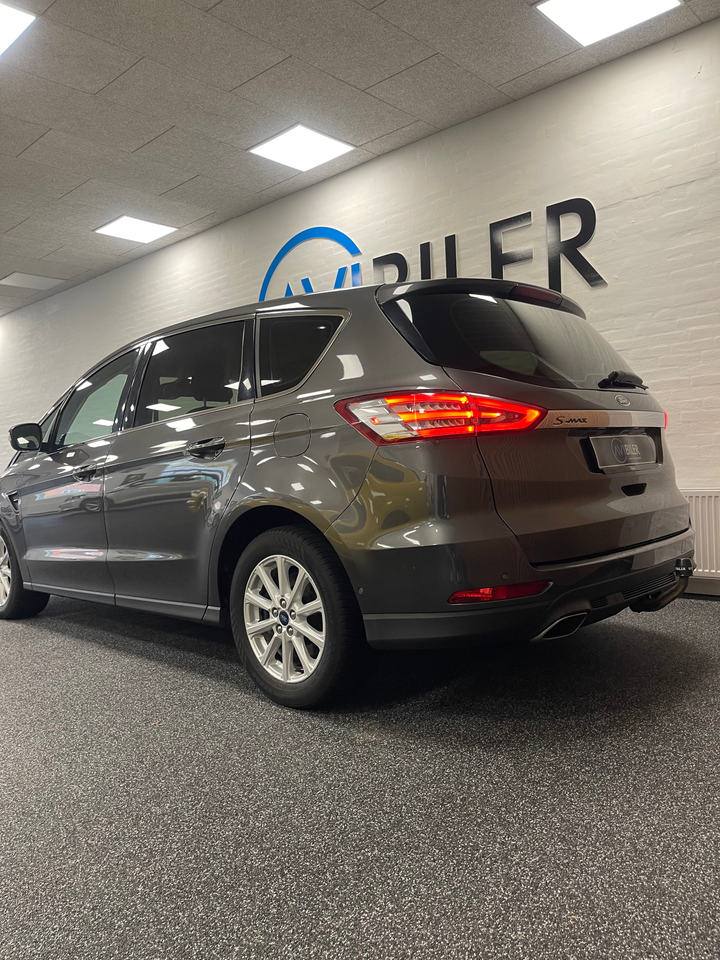 Ford S-MAX 2,0 TDCi 180 Titanium aut. 5d