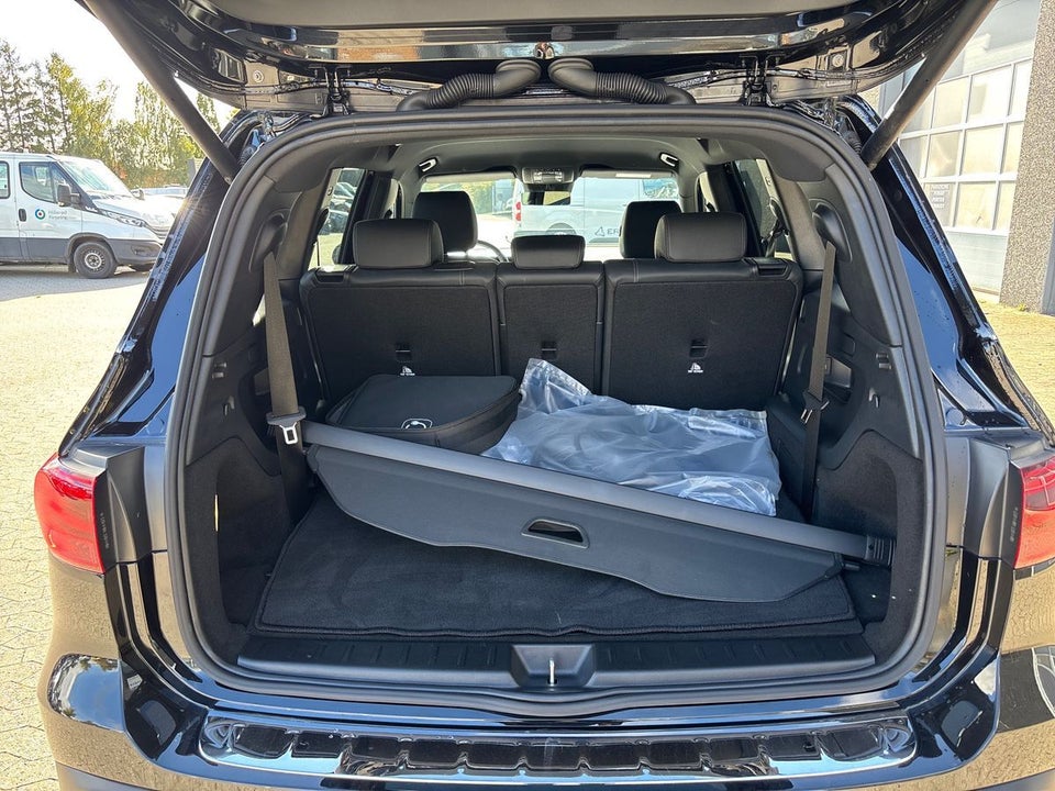 Mercedes EQB300 Progressive 4Matic 7prs 5d