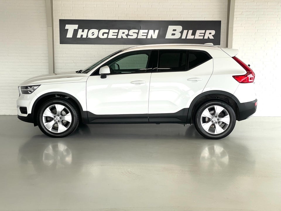Volvo XC40 2,0 D4 190 Momentum aut. AWD 5d