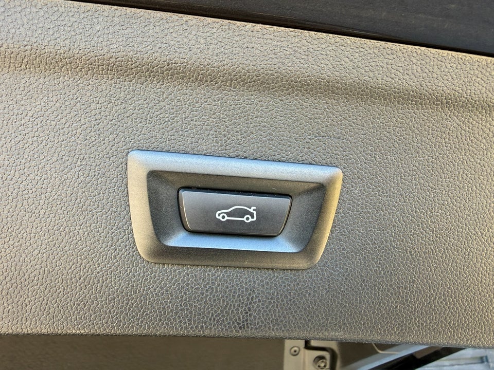 BMW iX xDrive40 Fully Charged 5d