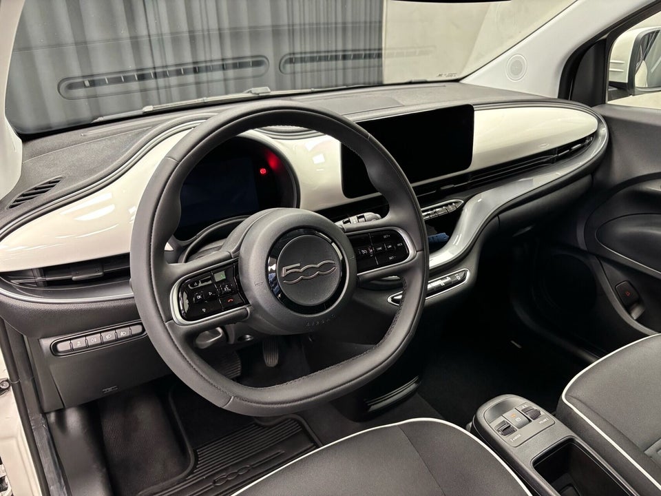Fiat 500e 42 Icon 3d