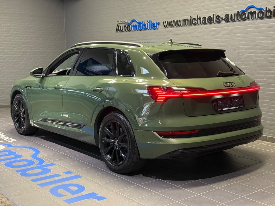 Audi e-tron 55 S-line quattro 5d