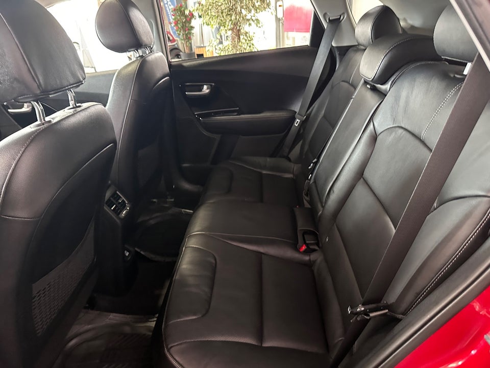 Kia Niro 1,6 PHEV Advance+ DCT 5d