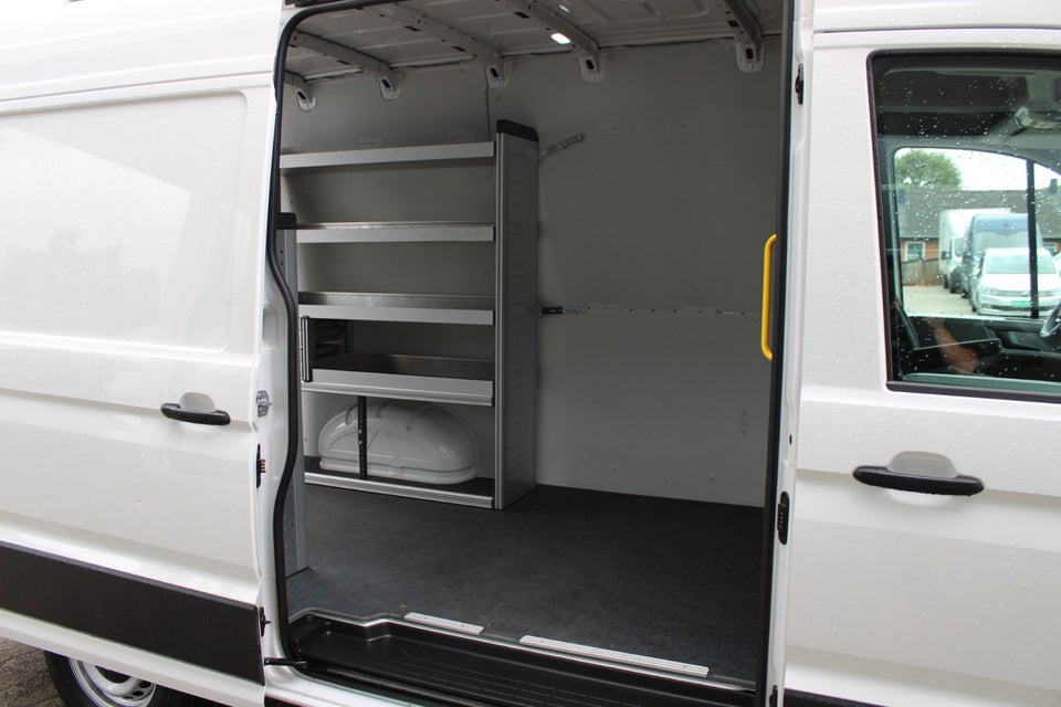 VW Crafter 35 2,0 TDi 177 Kassevogn L3H2 aut.