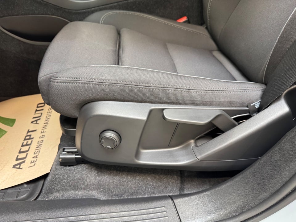 Volvo EX40 Extended Range Core 5d