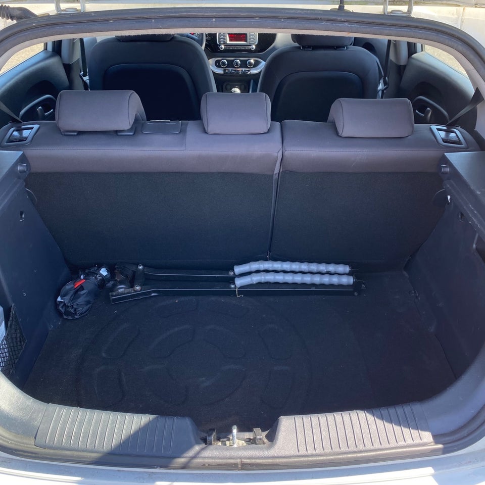 Kia Rio 1,2 CVVT Style+ Limited 5d