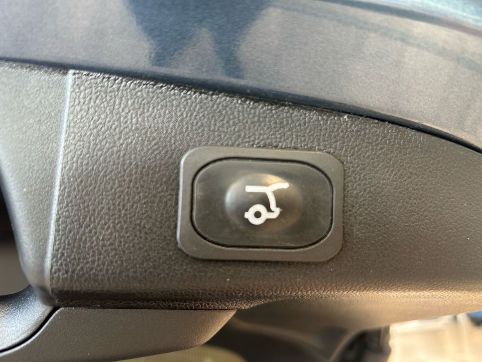 Ford Focus 1,0 EcoBoost Titanium stc. 5d