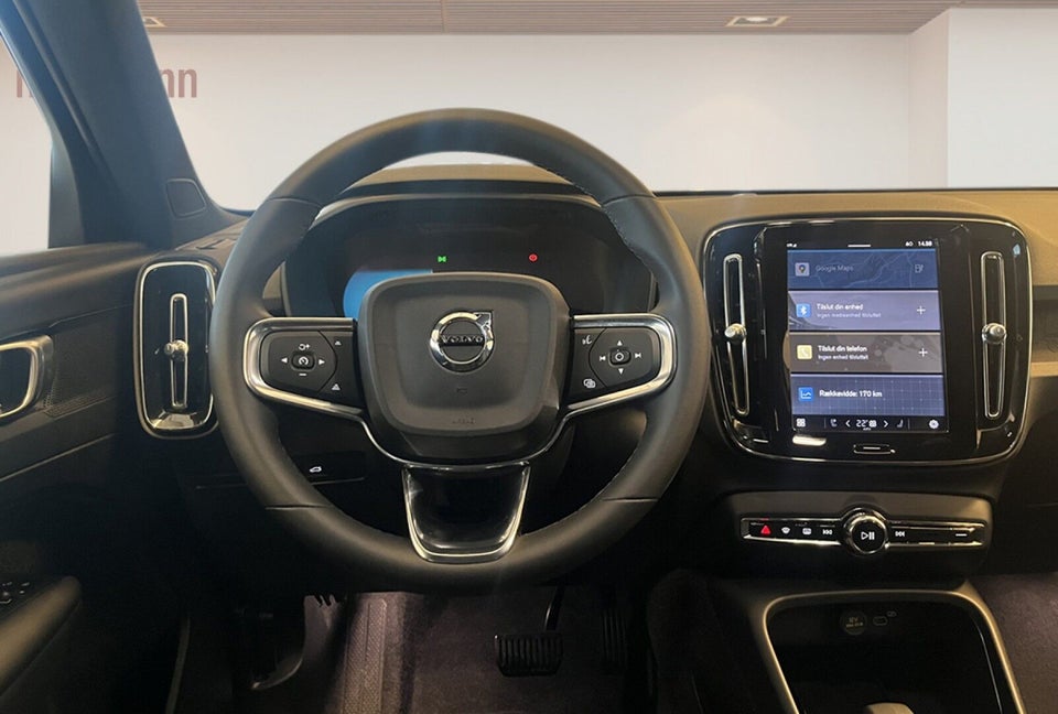 Volvo XC40 ReCharge Extended Range Plus 5d